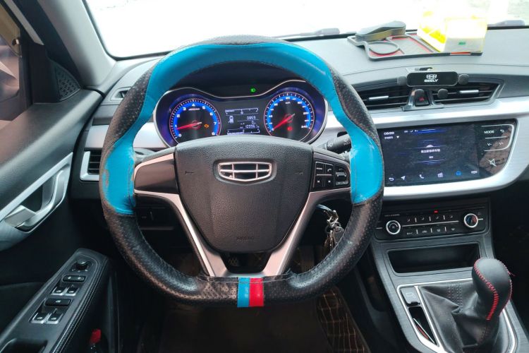 吉利汽车 远景 2020款 1.5L 手动亚运版中控内饰13