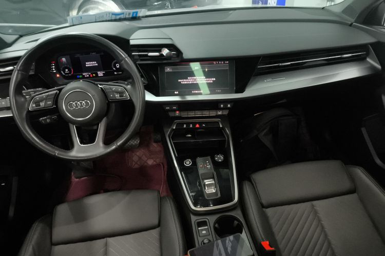 奥迪A3 2021款 Sportback 35 TFSI 时尚致雅型中控内饰12