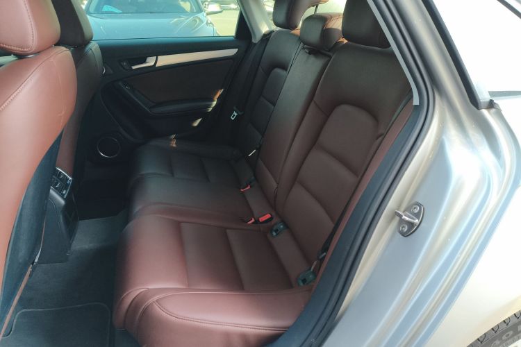 奥迪A4L 2016款 45 TFSI quattro个性运动型中控内饰7004