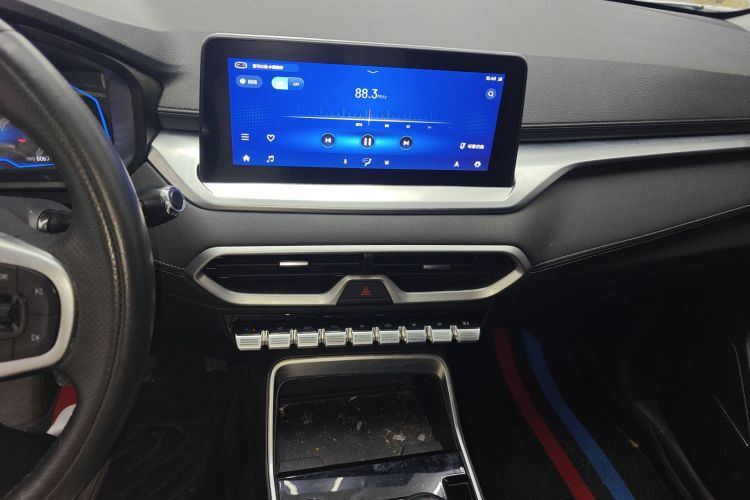 凯翼 炫界Pro 2021款 1.5L 手动劲酷版中控内饰16