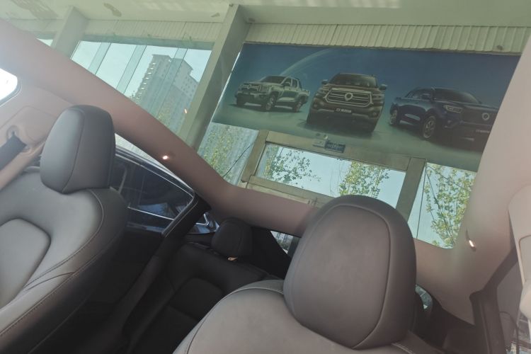 特斯拉 Model Y 2024款 后轮驱动版中控内饰22