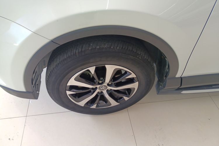 丰田 RAV4荣放 2019款 2.0L CVT两驱先锋版 国V车身外观6007