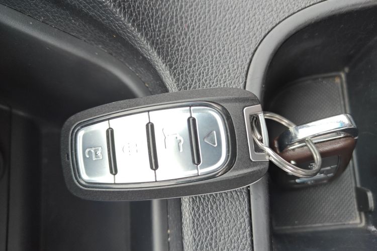 现代 索纳塔 2017款 1.6T GLS智能型中控内饰11