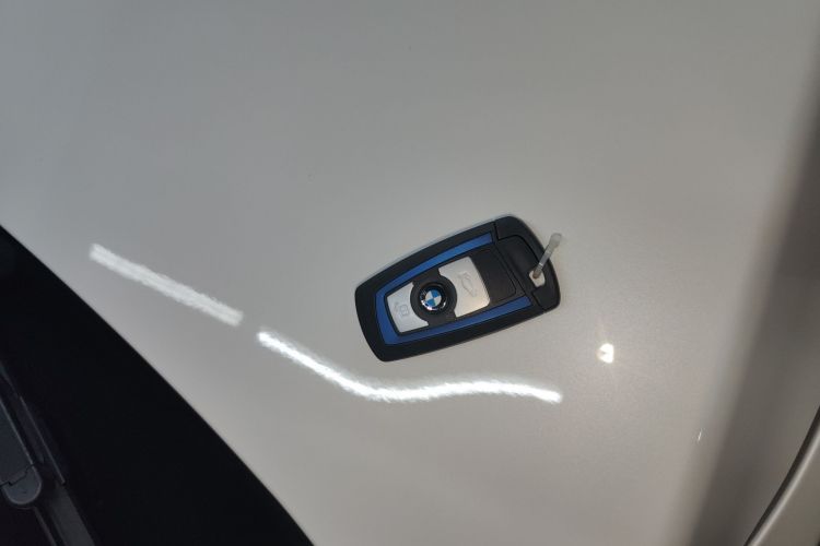 宝马3系GT 2019款 320i M运动套装中控内饰7001