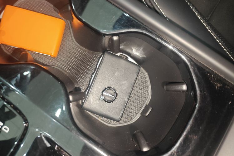 沃尔沃XC40 2021款 T4 四驱智远运动版中控内饰11