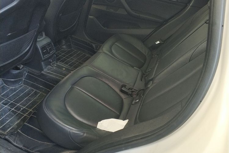 宝马X1 2016款 sDrive20Li 豪华型中控内饰21