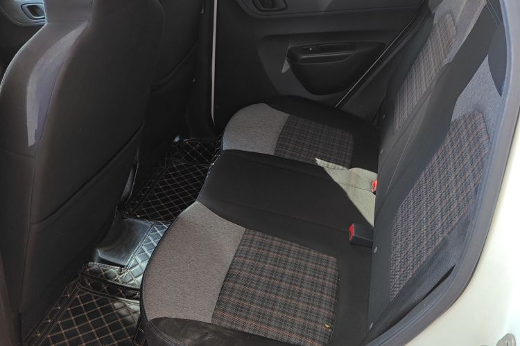 东风纳米EX1 2022款 PRO 悦世型中控内饰21