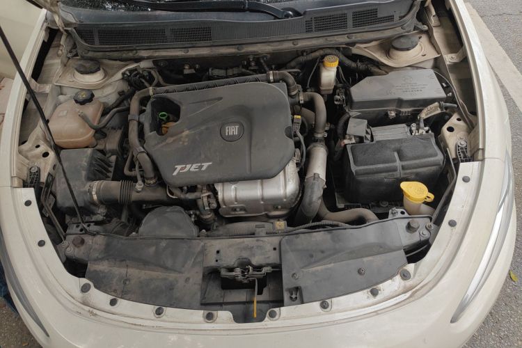 菲亚特 菲翔 2015款 1.4T 自动劲享版局部细节24