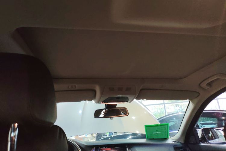 宝马5系 2017款 525Li 豪华设计套装中控内饰22