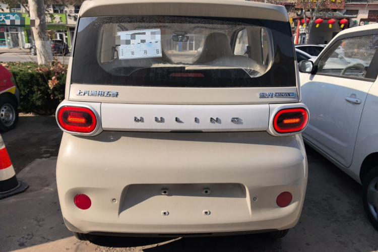 五菱汽车 宏光MINIEV 2024款 第三代 215km 青春版车身外观6