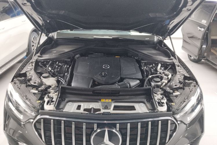 奔驰GLC 2024款 GLC 260 L 4MATIC 动感型 5座局部细节24