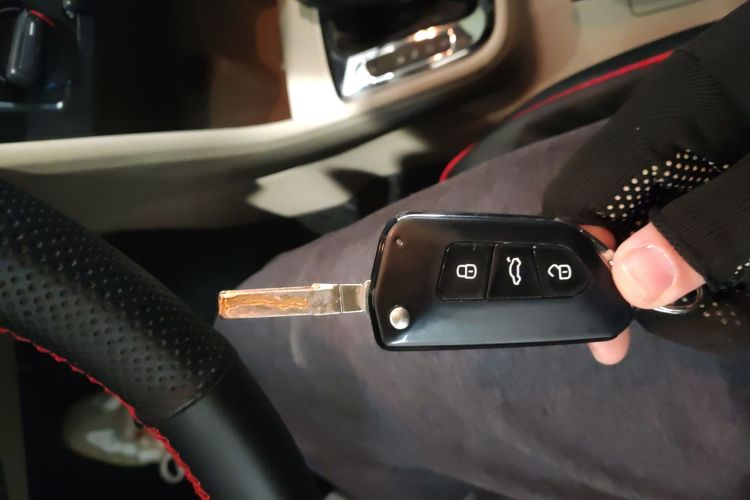 大众 桑塔纳 2015款 1.6L 自动舒适版中控内饰11