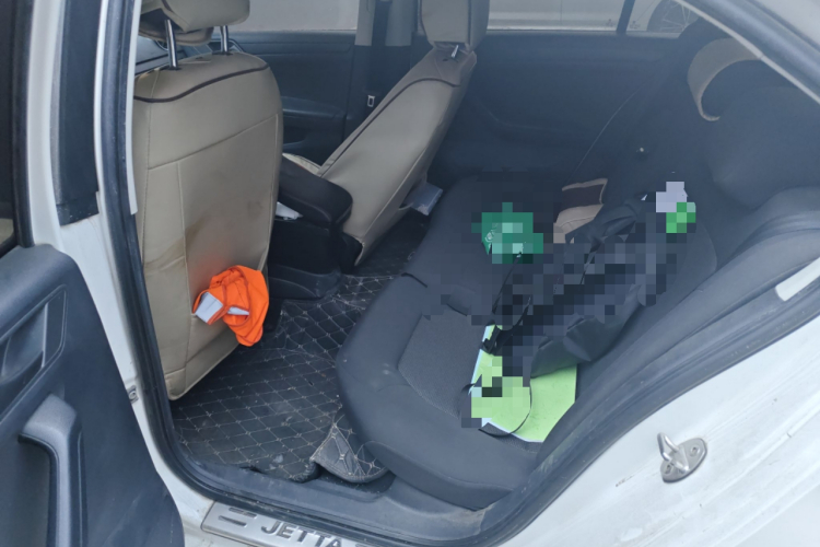 大众 捷达 2017款 1.4L 手动时尚型中控内饰21