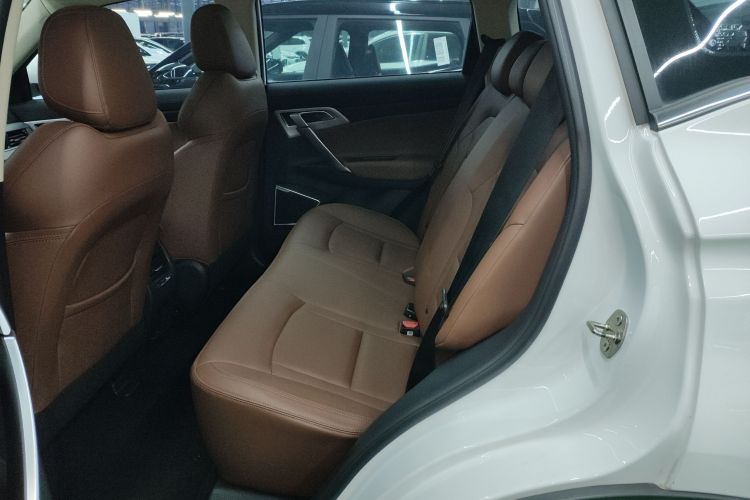 吉利汽车 博越 2021款 1.8TD DCT两驱亚运版中控内饰21