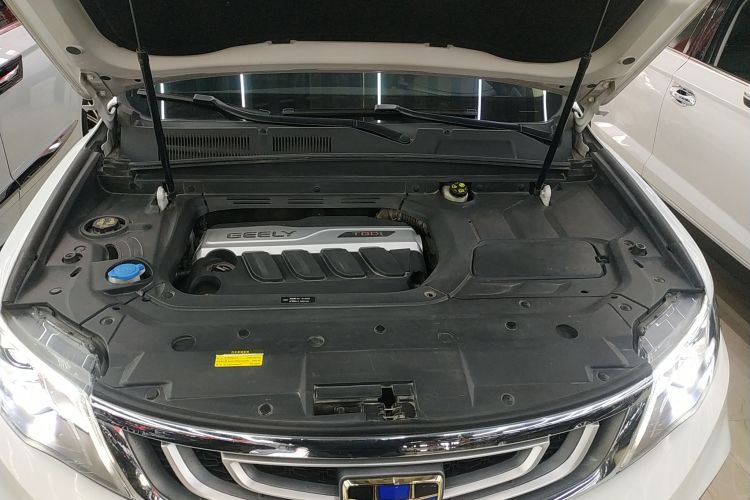 吉利汽车 博越 2020款 1.8TD DCT两驱智联型4G互联版机舱底盘24