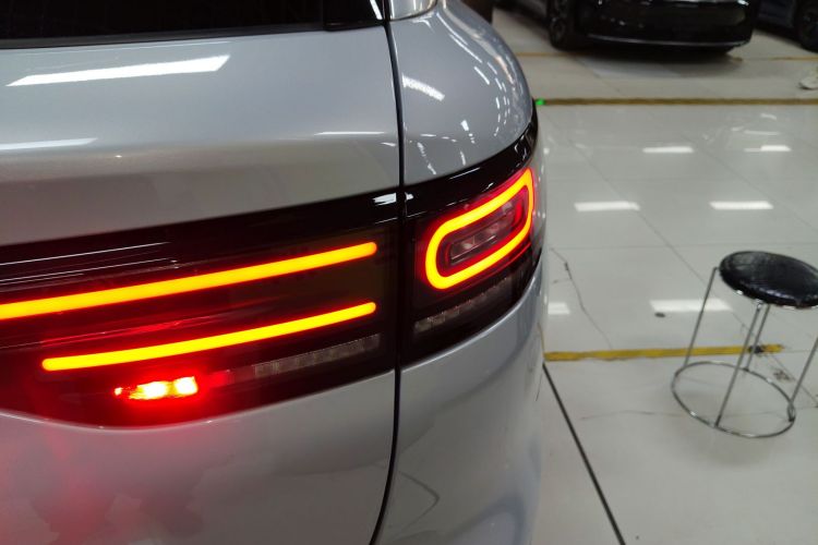 零跑汽车 零跑C11 2026款 增程 300激光雷达智尊版车身外观9