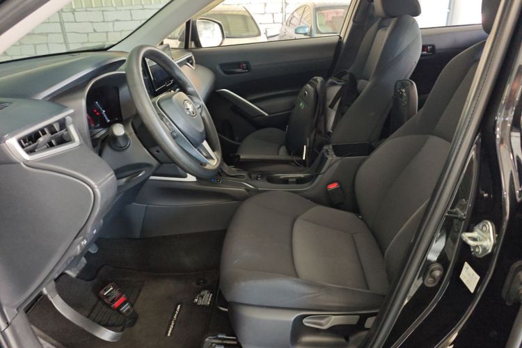 丰田 锋兰达 2023款 2.0L CVT精英版局部细节19