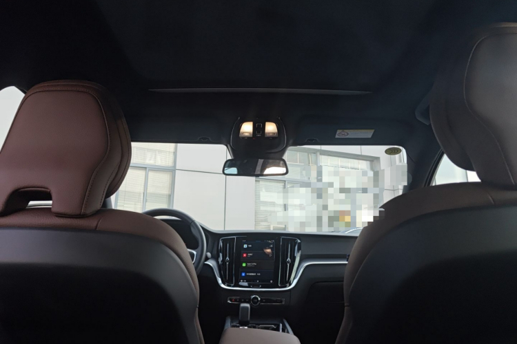 沃尔沃S60 2025款 B4 智逸豪华版中控内饰22