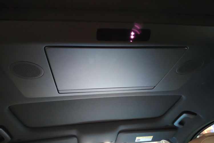 理想汽车 理想L9 2022款 Max中控内饰22