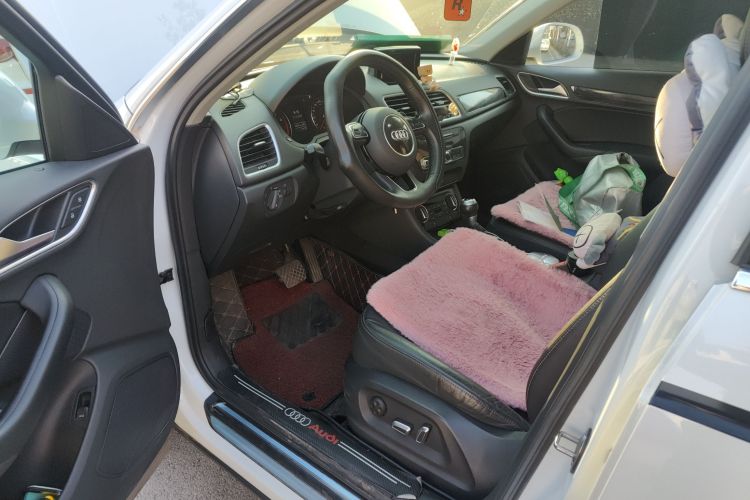 奥迪Q3 2018款 30 TFSI 时尚型典藏版中控内饰20