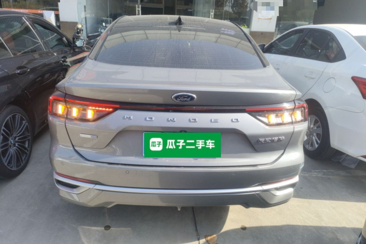 福特 蒙迪欧 2022款 改款 EcoBoost 245 豪华型车身外观6