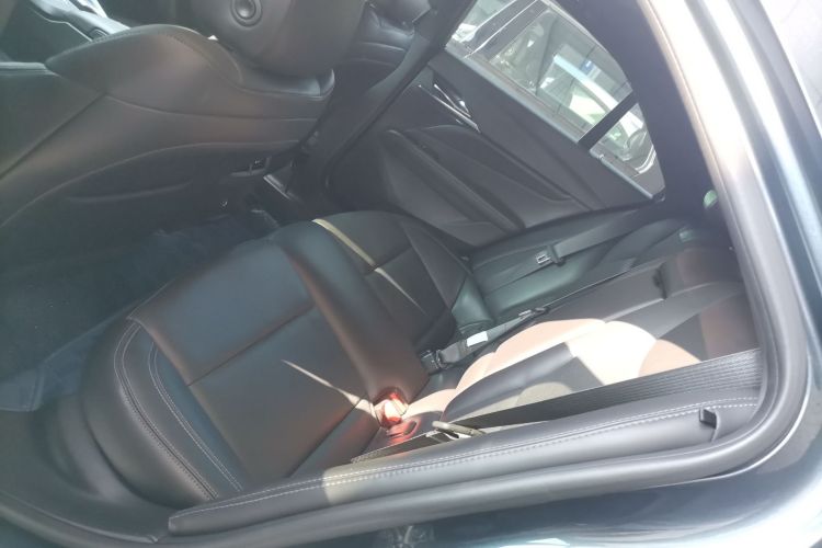 凯迪拉克CT4 2021款 28T 豪华型中控内饰7004