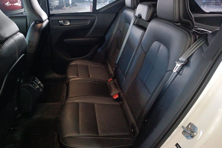 沃尔沃XC40 2020款 T4 四驱智远豪华版中控内饰21