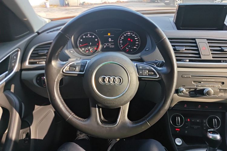 奥迪Q3 2016款 40 TFSI quattro 全时四驱运动型局部细节13