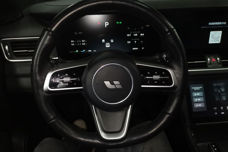 理想汽车 理想ONE 2021款 增程6座版中控内饰13