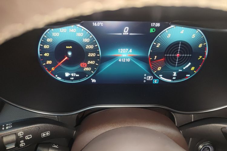 奔驰GLC 2022款 改款二 GLC 260 L 4MATIC 豪华型中控内饰14