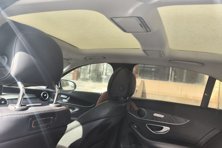 奔驰C级 2018款 C 200 L 运动版局部细节22