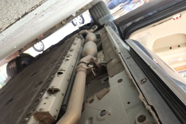 鸿蒙智行 问界M7 2024款 1.5T 后驱Plus版 5座局部细节9002