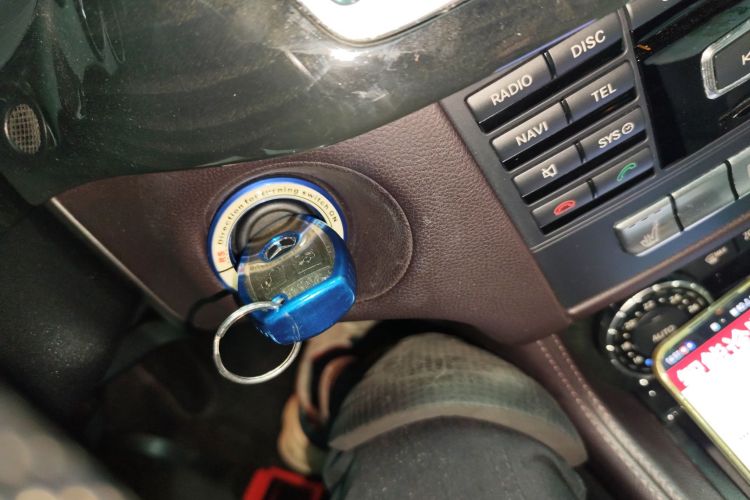 奔驰CLS 2012款 CLS 300 CGI中控内饰7001