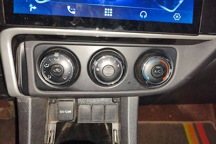 丰田 卡罗拉 2017款 改款 1.2T 手动GL局部细节16