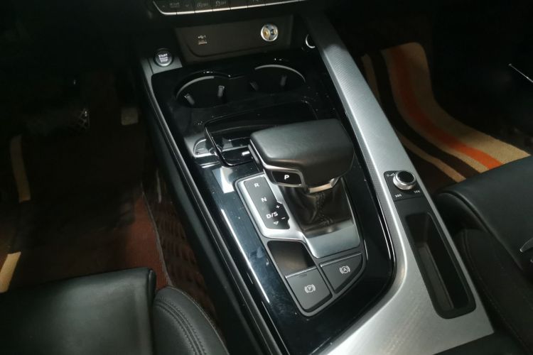 奥迪A5 2022款 Sportback 40 TFSI 时尚动感型中控内饰18