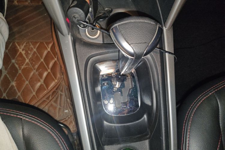 雪铁龙C3-XR 2015款 1.6THP 自动先锋型局部细节18