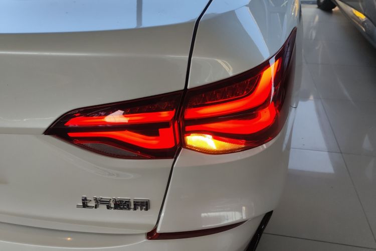 雪佛兰 科鲁泽 2024款 1.5L 双离合乐享版车身外观9