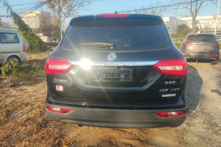 东风风光 风光580 2017款 改款 1.5T CVT豪华型车身外观6