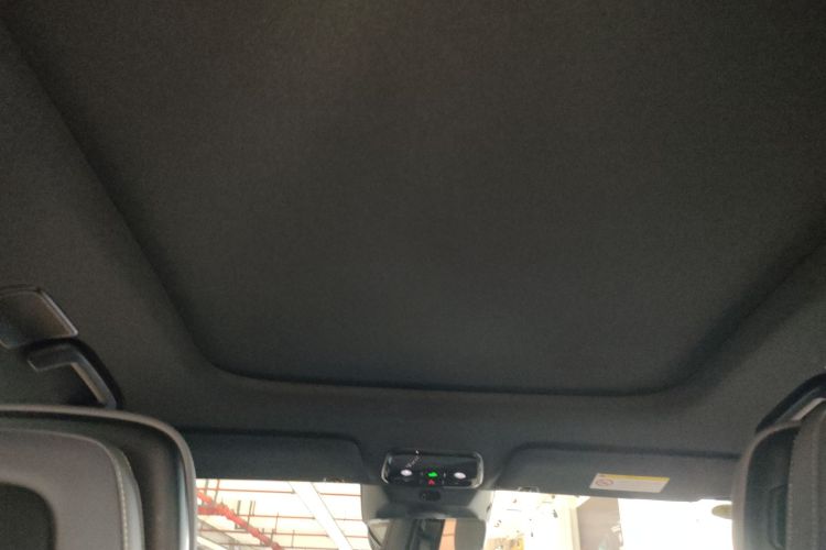 领克08 EM-P 2025款 220km 四驱性能Halo局部细节22