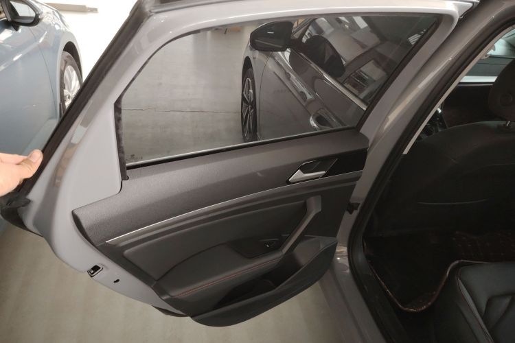 大众 朗逸 2023款 300TSI DSG星空永逸版中控内饰7008