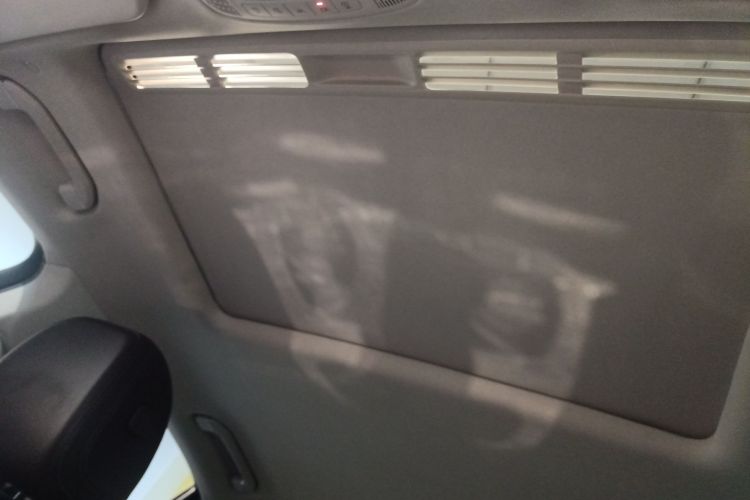 奔驰GLE 2020款 GLE 350 4MATIC 动感型局部细节22