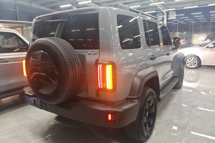 坦克300 2021款 越野版 2.0T 征服者车身外观6005