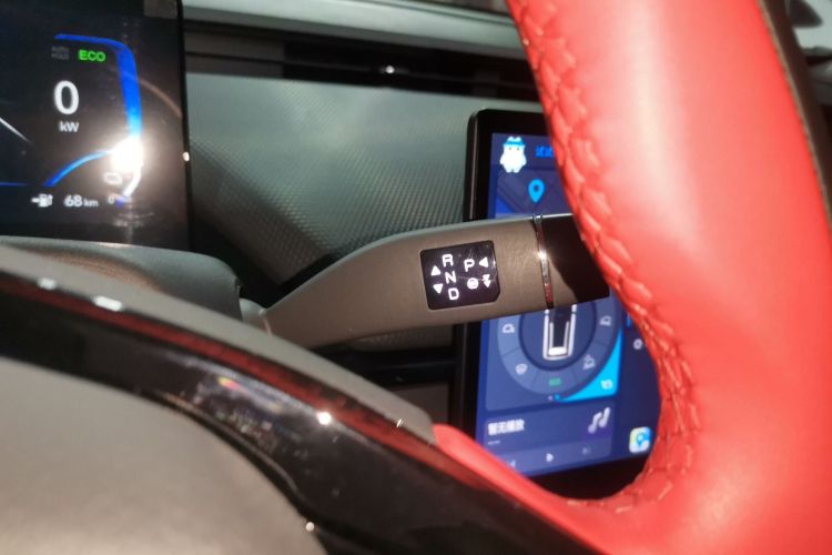 奇瑞新能源 奇瑞无界Pro 2022款 301km 灵兽版 磷酸铁锂中控内饰18