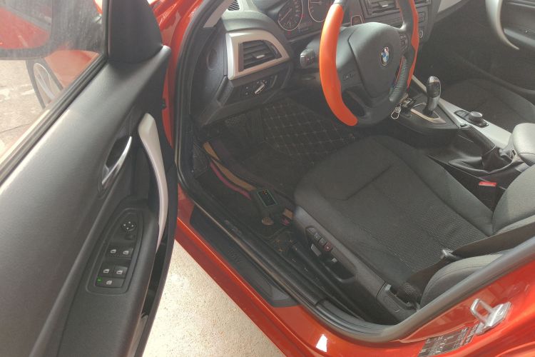 宝马1系(进口) 2013款 改款 118i 领先型中控内饰7003