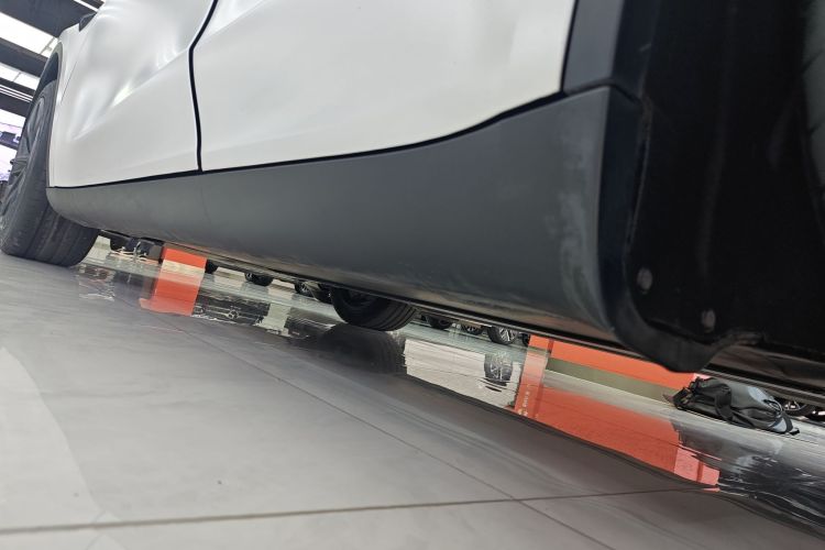 特斯拉 Model Y 2024款 后轮驱动版局部细节9002