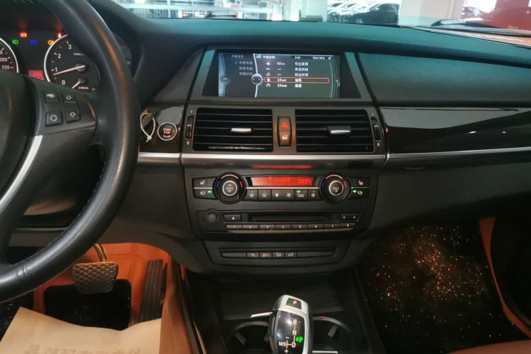宝马X5(进口) 2013款 xDrive35i 臻享版中控内饰16