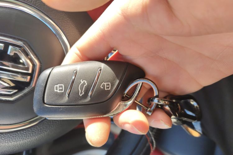 名爵ZS 2020款 180DVVT 自动Lite中控内饰7001