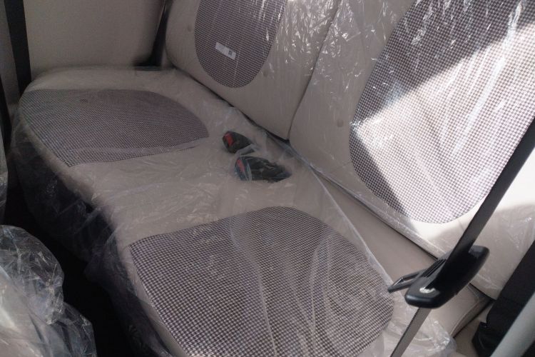 奔腾小马 2026款 222km 萌趣马 Plus中控内饰21