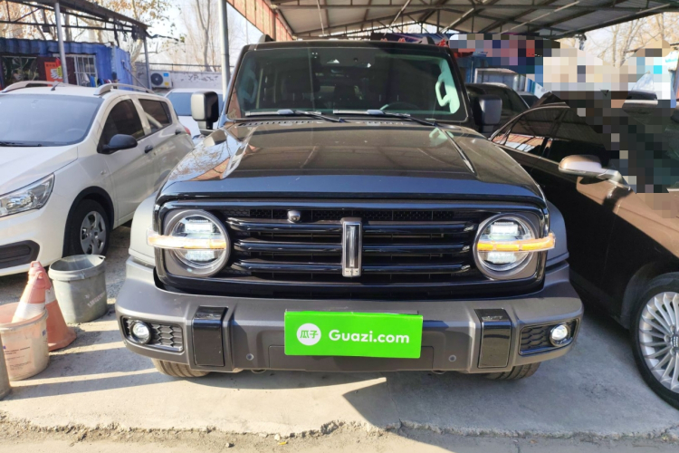 坦克300 2021款 越野版 2.0T 征服者车身外观2