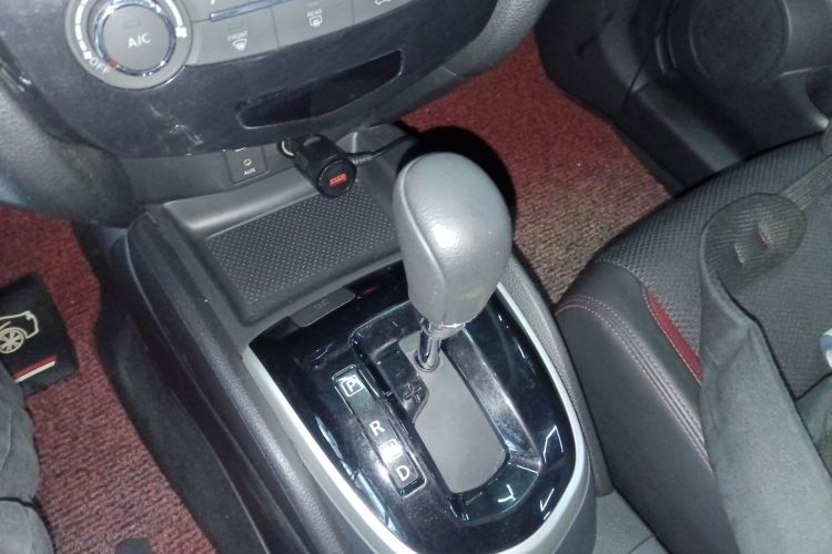 日产 逍客 2017款 2.0L CVT智享版 国V局部细节18